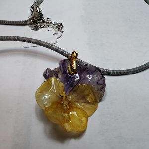 Pendentif Pensée 2 couleurs clair