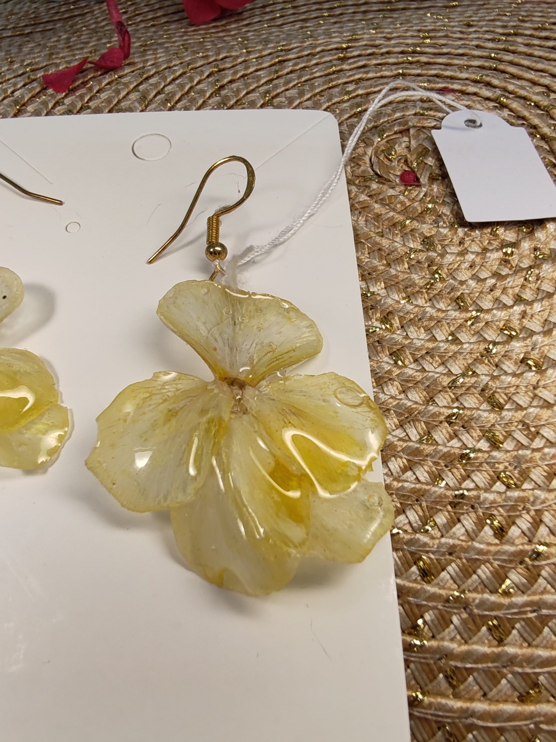 Boucle D'Oreille de Fleur de Pensée Jaune – Image 5
