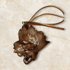 Pendentif Hortensia marron naturel en résine