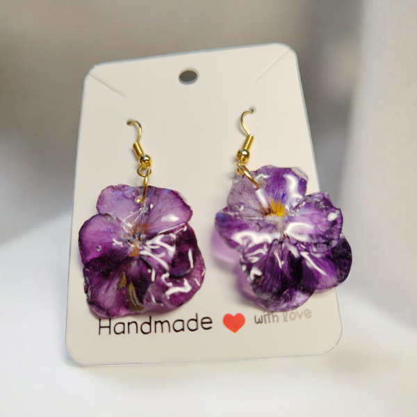 Boucle d'oreille pensé mauve