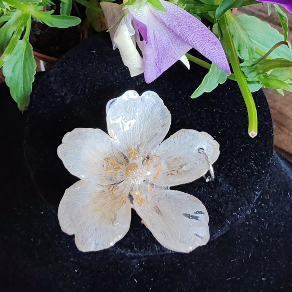 Pendentif Fleur Blanche